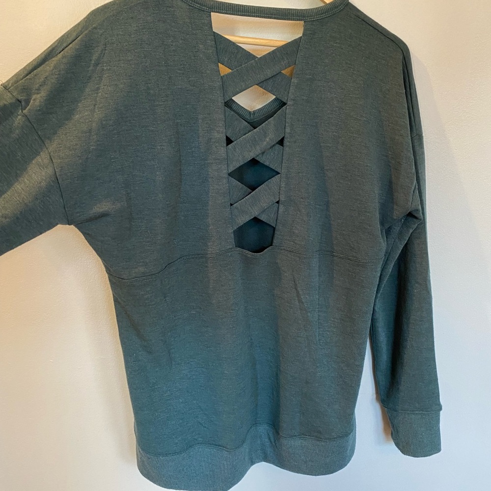 Yoga shirt